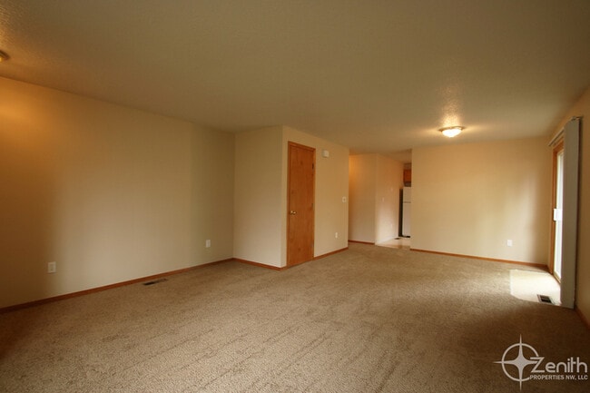 Photo - 4706 NE 132nd Pl