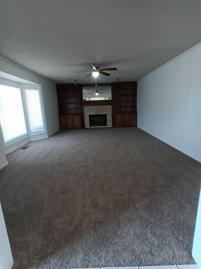 Photo - 9024 Brookwood Dr