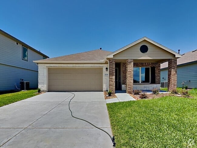 Building Photo - 17339 Ridge Dr Rental