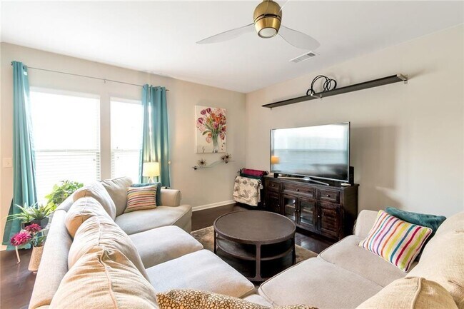 Photo - 1309 Brookmere Way