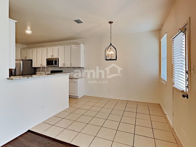 Photo - 4417 Chris Dr