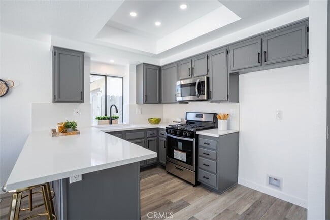 Photo - 10638 Grandview Dr