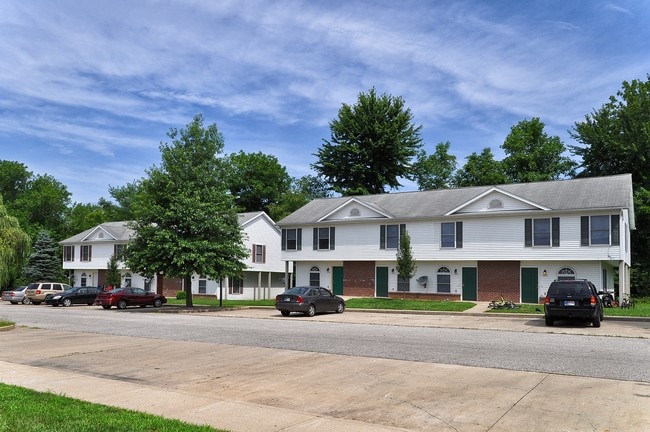 Building Photo - Village at Curry Apartments