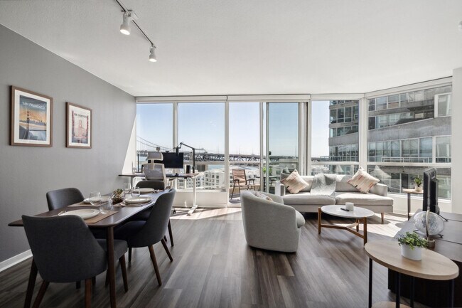 Photo - 388 Beale St Unit FL17-ID1009997P