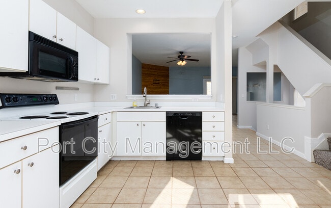 Photo - 6732 Cozy Ln