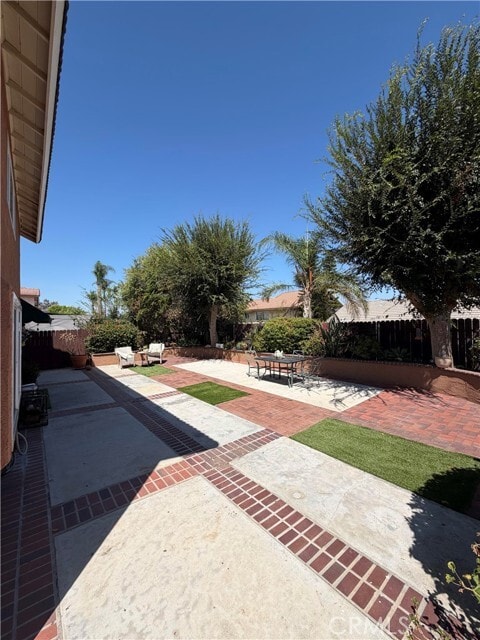 1839 Majestic Dr