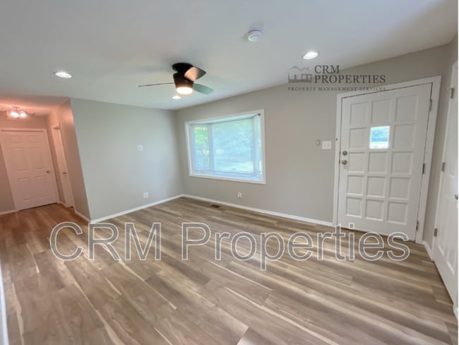 Photo - 521 Arthur Dr