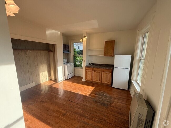 Building Photo - 413 S Sixth Unit A Rental