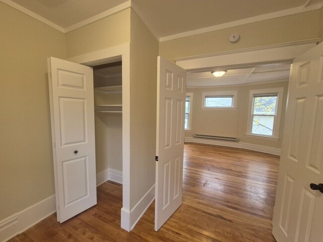 Photo - New!! Main Level 2 Bedroom in St Paul Duplex!! Unit A