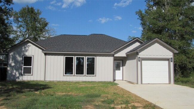 Photo - 401 Deep Woods Ln