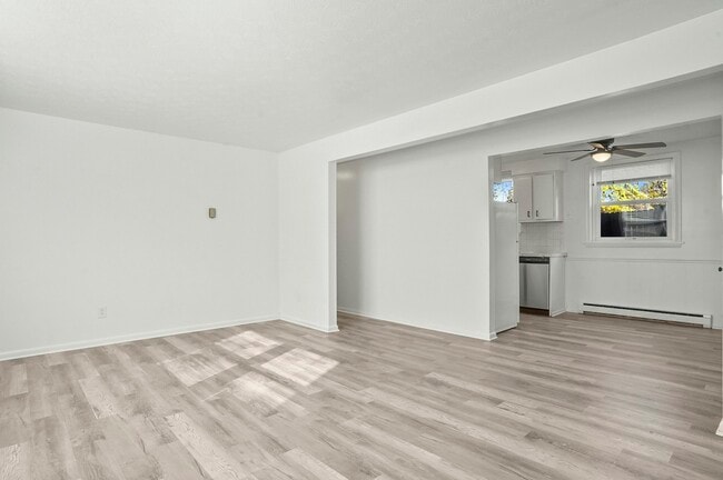 Building Photo - 3745 Woodford Ave NW Unit 2