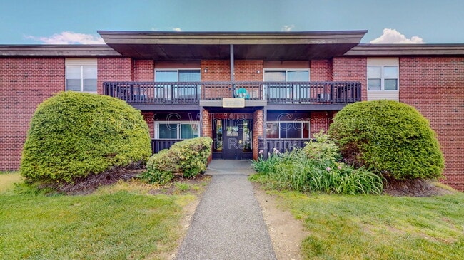 Building Photo - 106 Balance Rock Rd Unit Apt 9