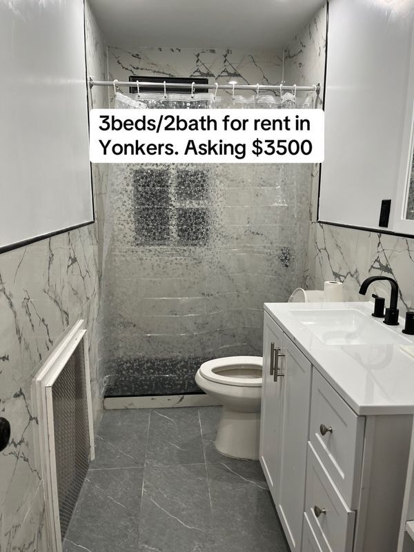 Building Photo - 39 Spruce St