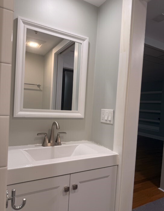 909 Beacon St Unit B1