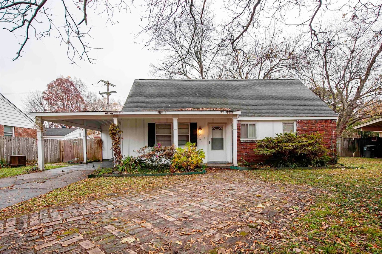 Photo - 3216 Haraway St