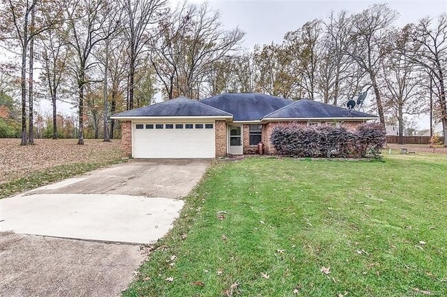 Building Photo - Country living but not too far Rental