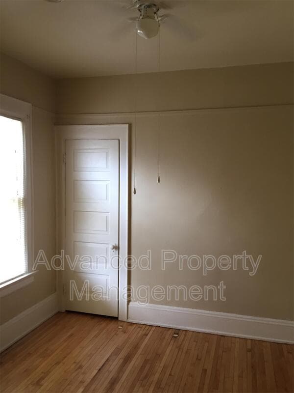 Photo - 3225-27 W McKinley Blvd