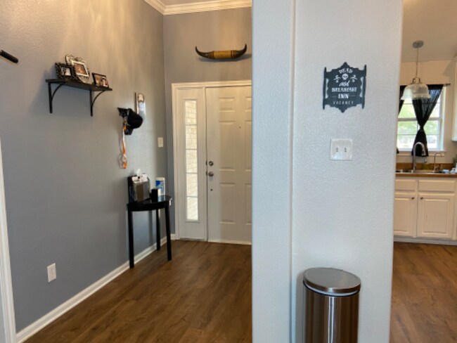 Photo - 4339 Blackwell St