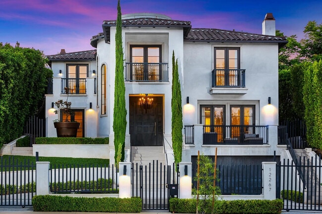 Photo - 12267 San Vicente Blvd Casa