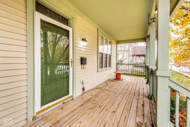 Photo - 2525 Central Ave