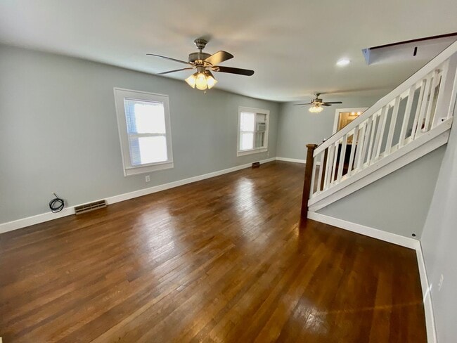 Photo - 9 McKinnish Cove Rd