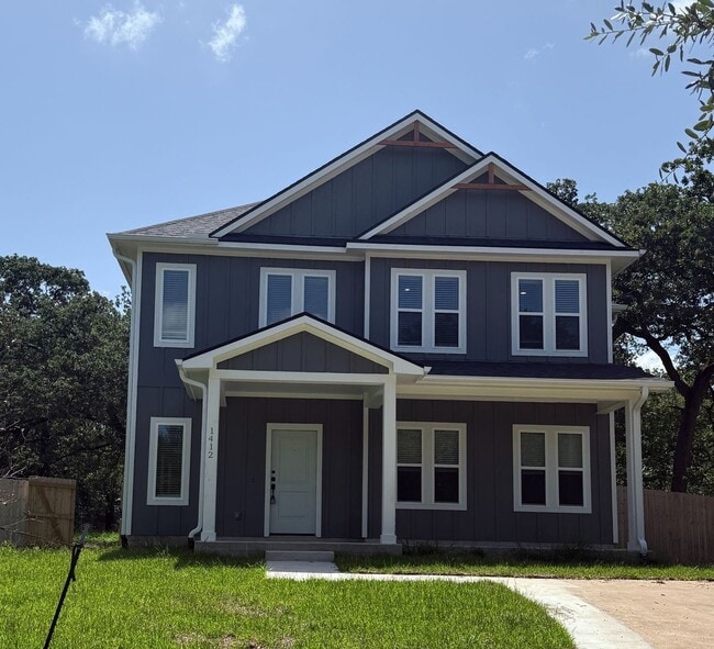 Building Photo - 1412 Magnolia Dr Rental
