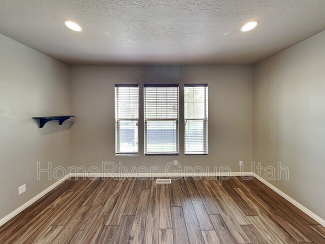 Photo - 5285 W Hampstead Ln