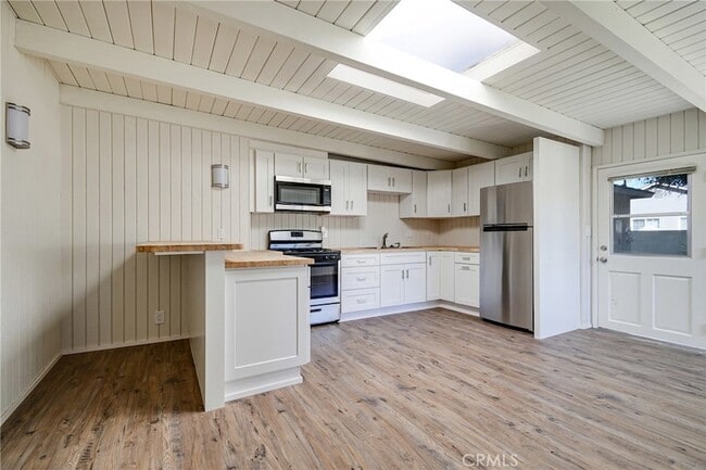 Building Photo - 2206 Radnor Ave Unit A Rental