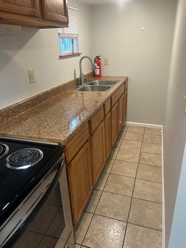 Photo - 221 W Washington St