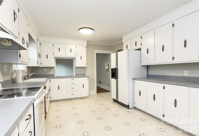 Photo - 34 Rollingwood Ln