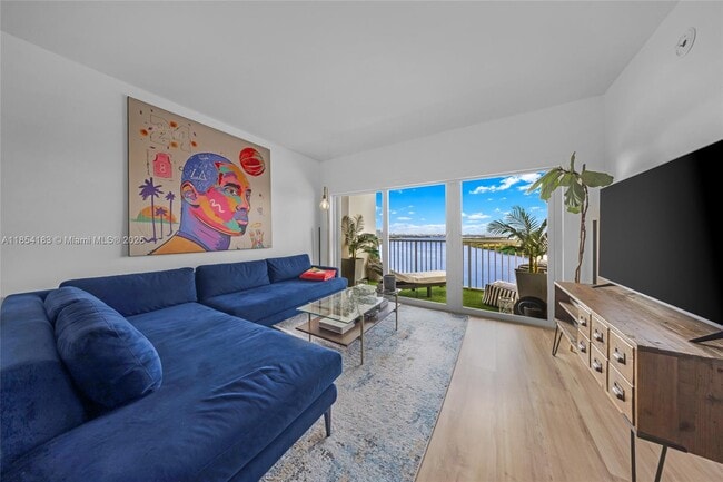 Photo - 300 Bayview Dr Unidad 1614