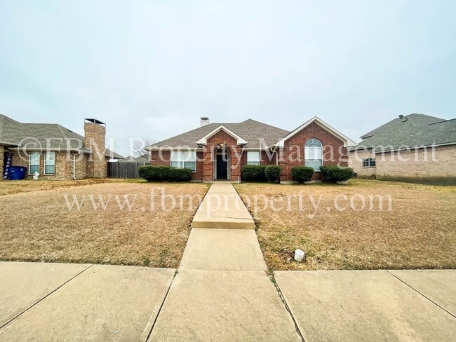 Photo - 2702 Boyd St