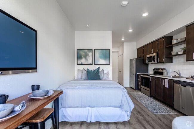 Studio, 1BA - 388 SF