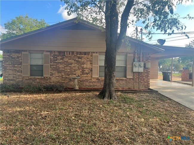 Photo - 343 Bobolink Dr
