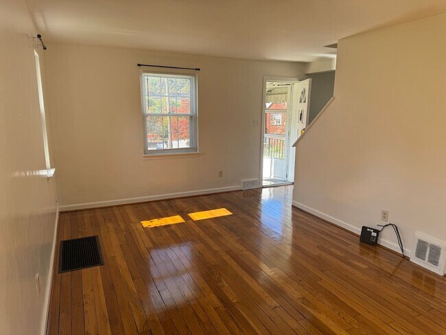 Photo - Completely Updated, Open , Quiet House in Oakmont!