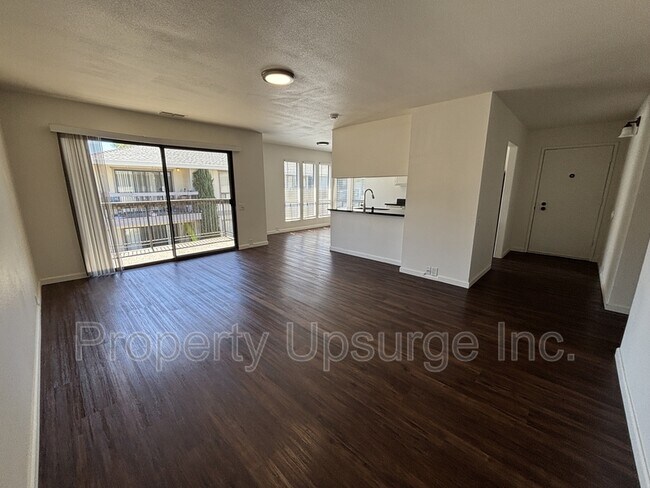 Photo - 905 Lakeside Dr Unit 2