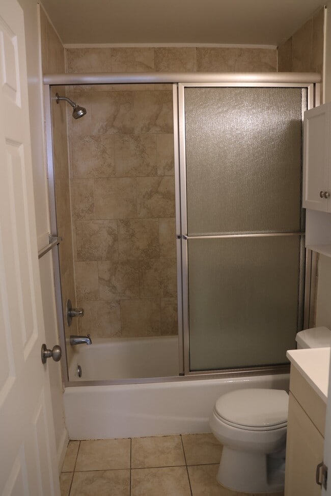 Photo - 20215 Vermander Ave