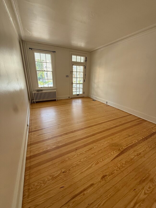 Photo - 115 E Oakland Ave Unit 115 E Oakland Avenue