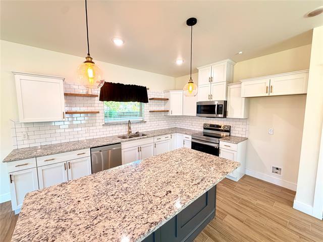 Photo - 1720 Lloyd Ave