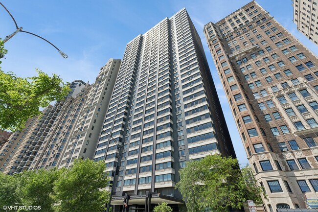 Photo - 1440 N Lake Shore Dr Unidad 11F Rental