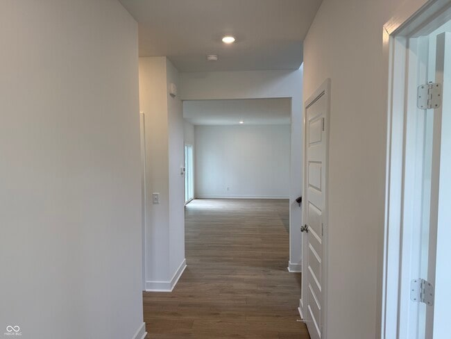 411 Eisenhower St