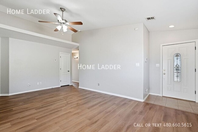 Photo - 1220 W Prior Ave