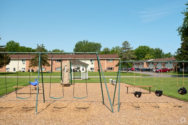 Bradford Manor Apartments