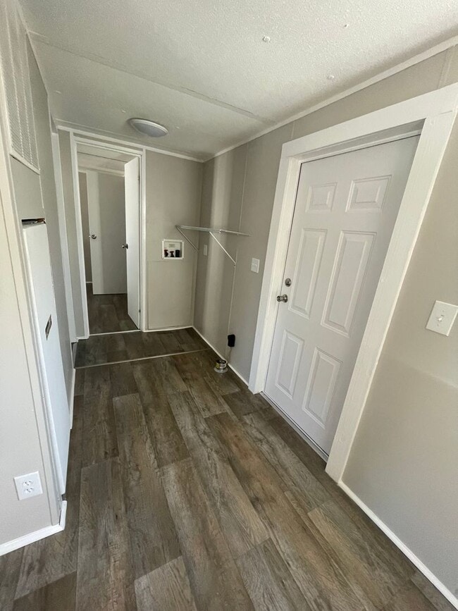 Photo - Cozy Charm Awaits in this Quaint 2 Bedroom Mobile Home! Unidad Lot 3