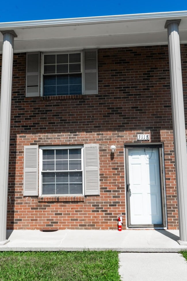 Building Photo - 3118 E Governor John Sevier Hwy Unit 11