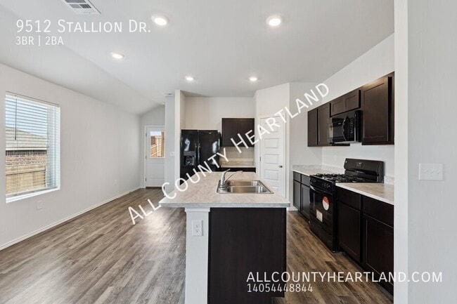 Photo - 9512 Stallion Dr