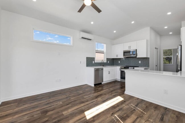 Photo - 6165 Talon Bay Dr