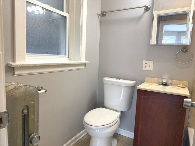 Photo - 7615 S Kingston Ave Unit 2