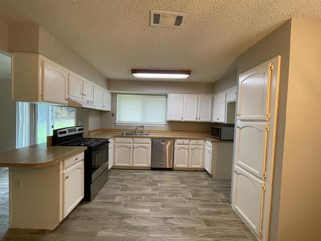 Photo - 3718 French Wood Dr