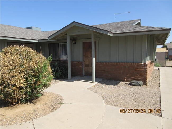 Photo - 3829 N Roosevelt St Apartment Unit 1